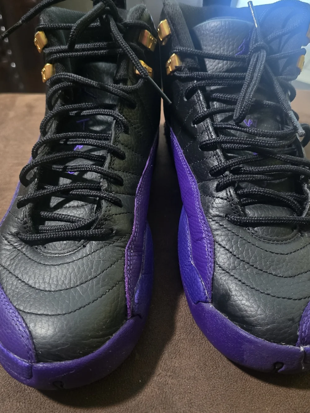Jordan Men's Black and Purple Athletic Shoes